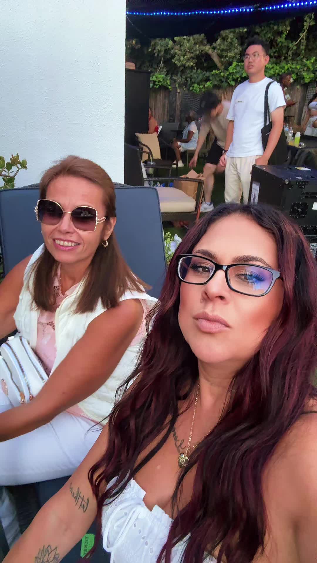 @Angela Lemos