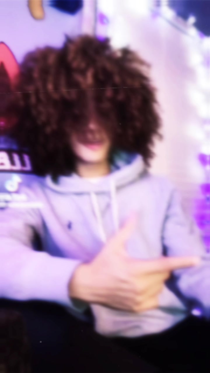 @Redseditsss🦦