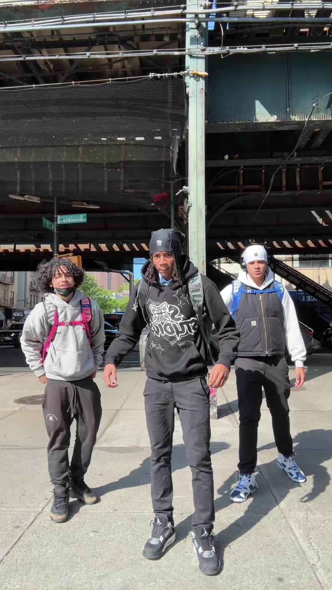 @J2🧌