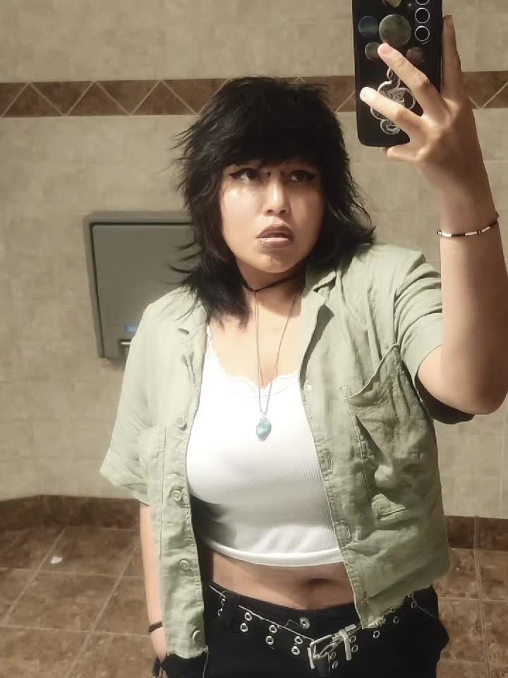 @theskysfallingg