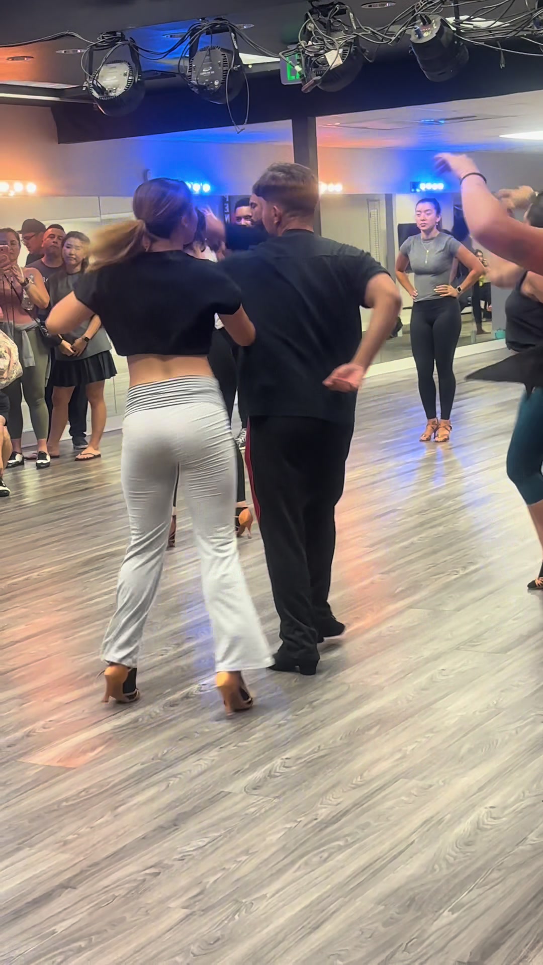 @luvk1kii
