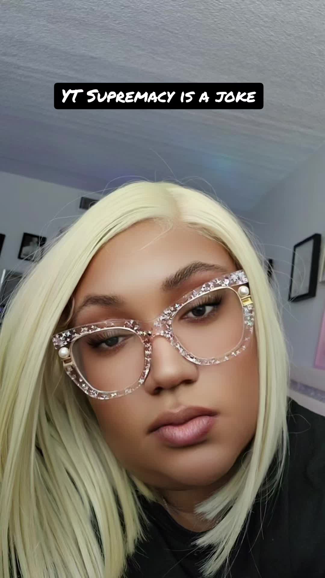 @$EverythingErin