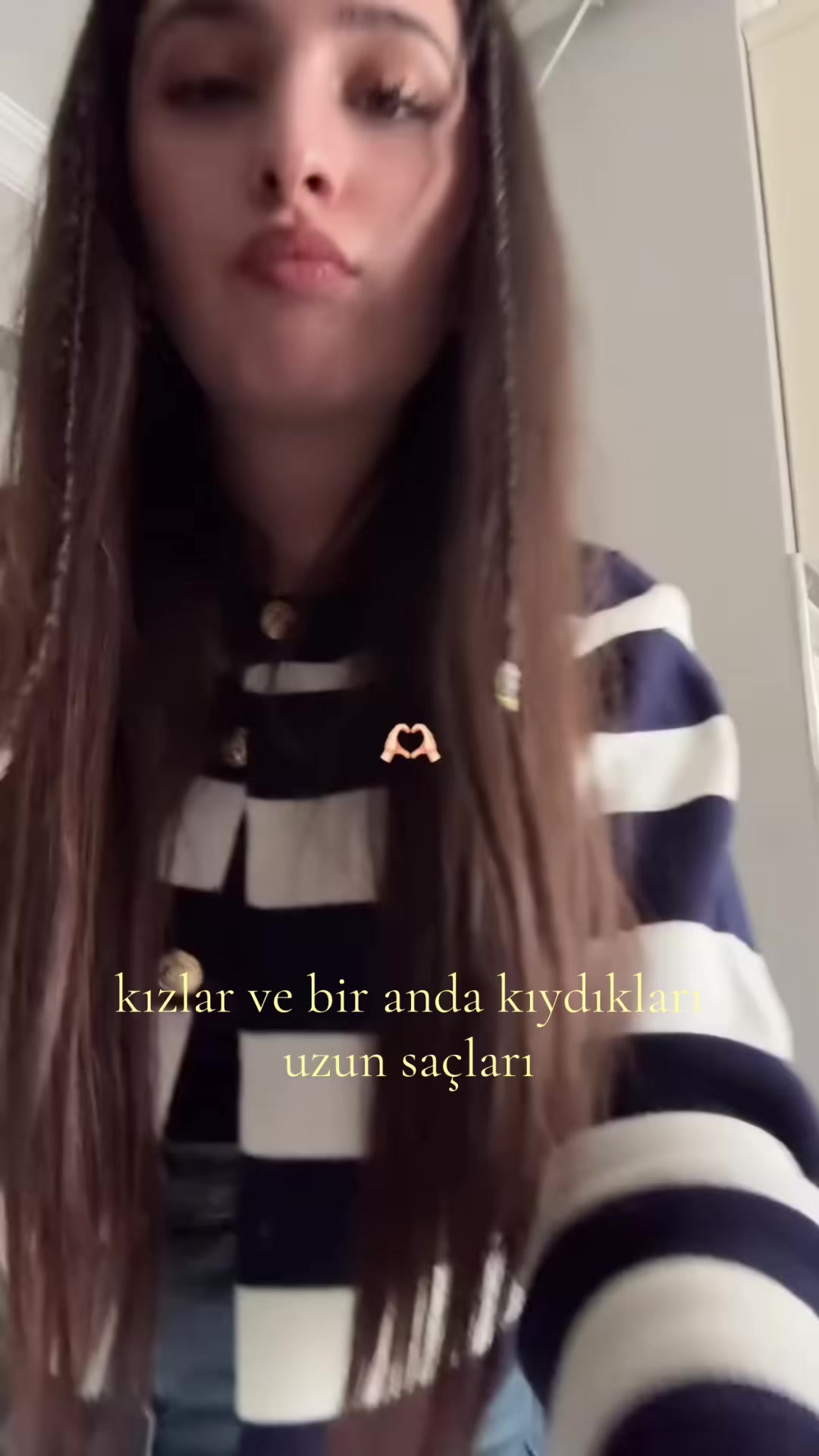 @EK.