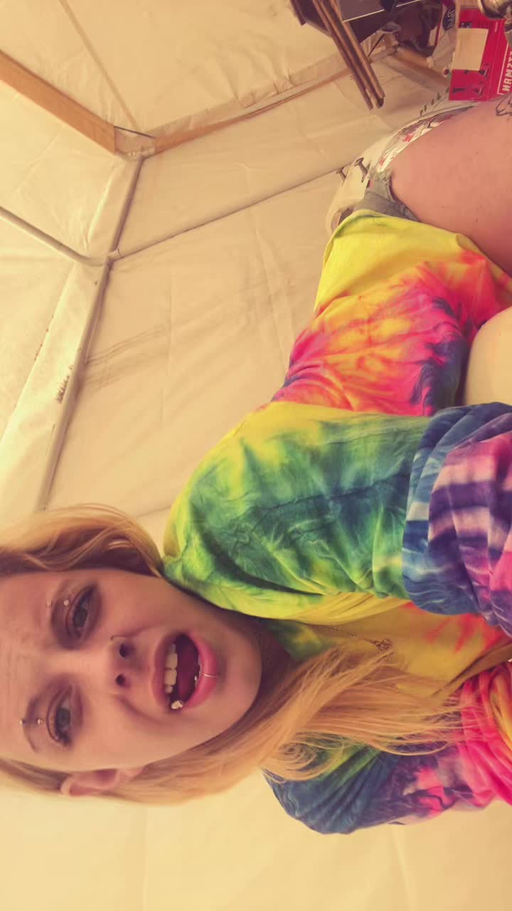@Britneynicolee