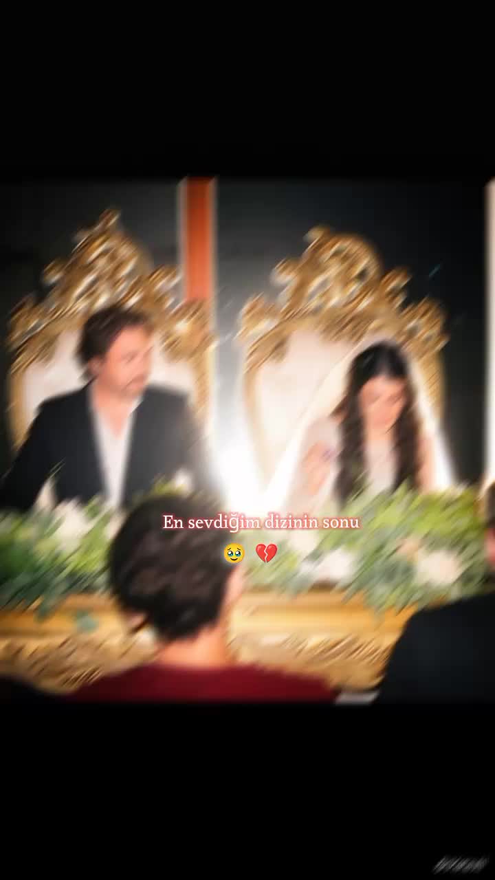 @Léna_Officiel🫦