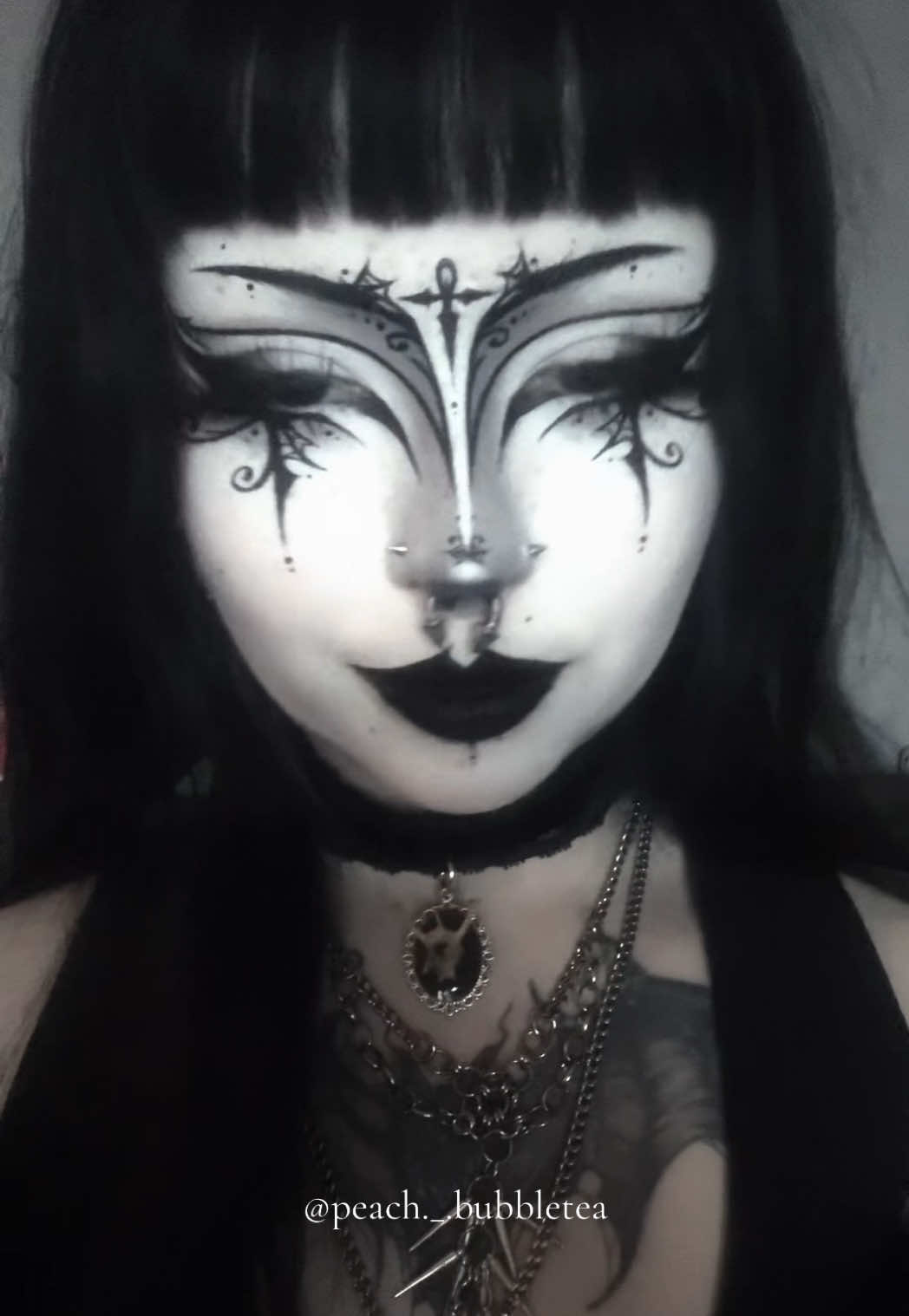 @Julie🕷️