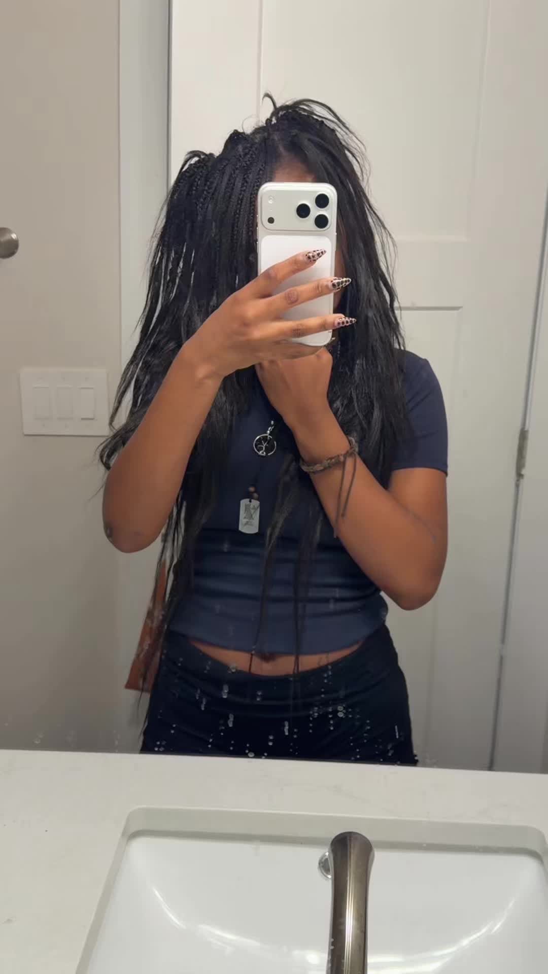 @tiyetta