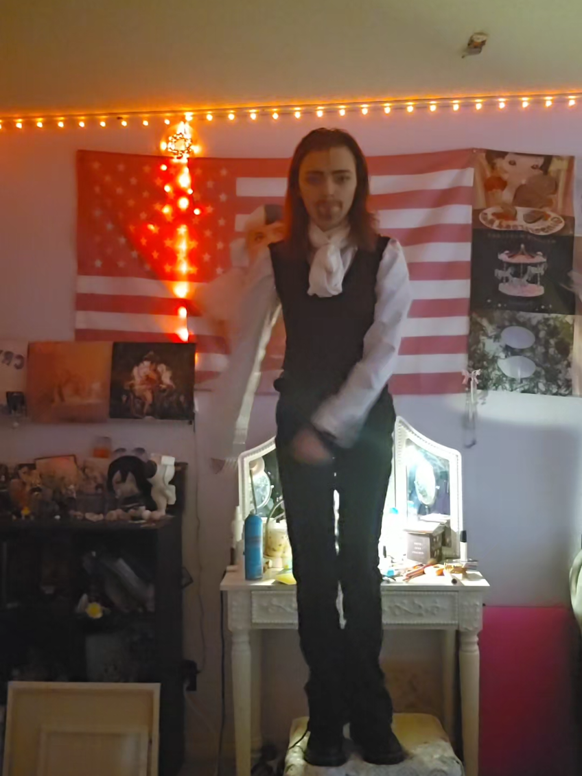 @🧡💚💥༻𝕠𝕡𝕒𝕝𝕫༺💥💚🧡