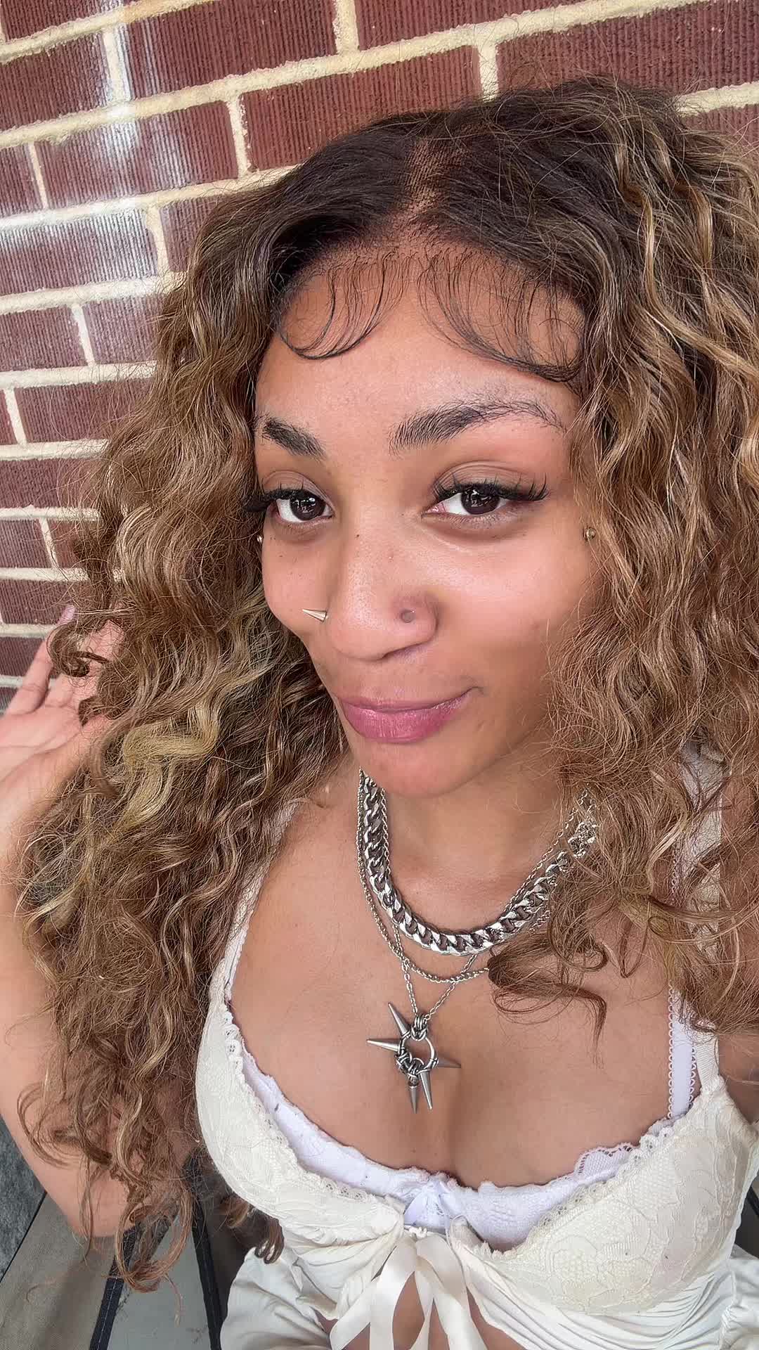 @wrlddomiinxn