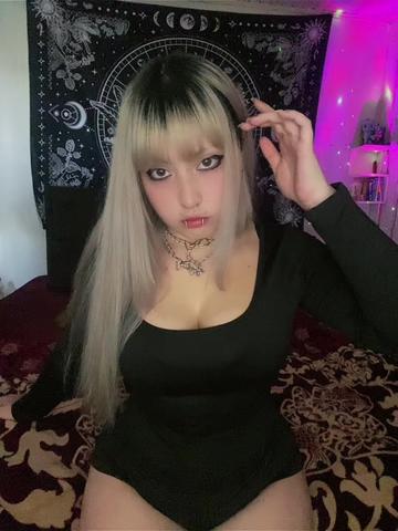 @kamilita