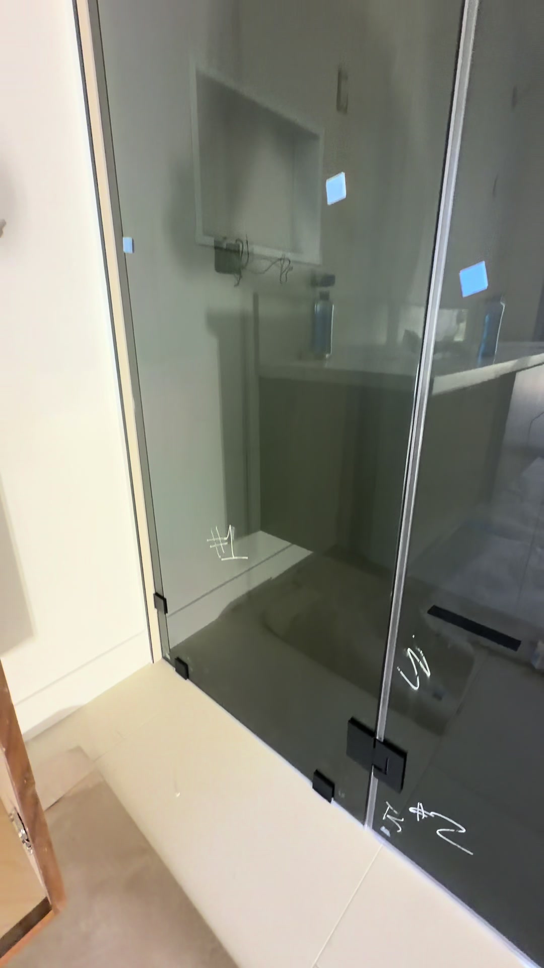 @chavaglass