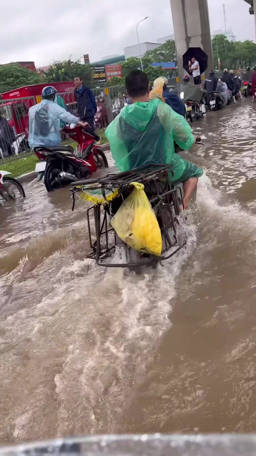 @1Cuộc Đời Bình Yên-Bình Thường