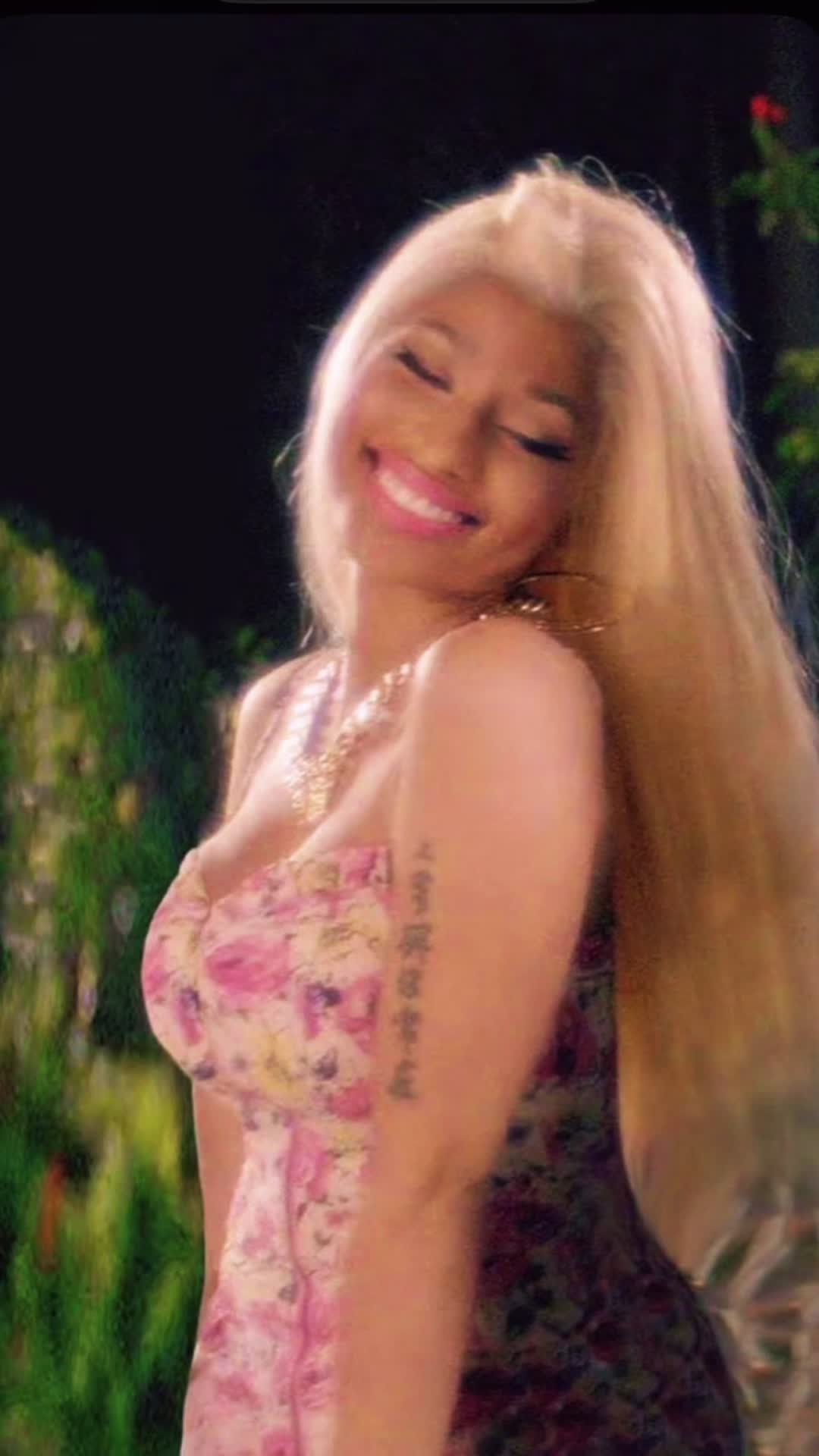 @onikalyrics_
