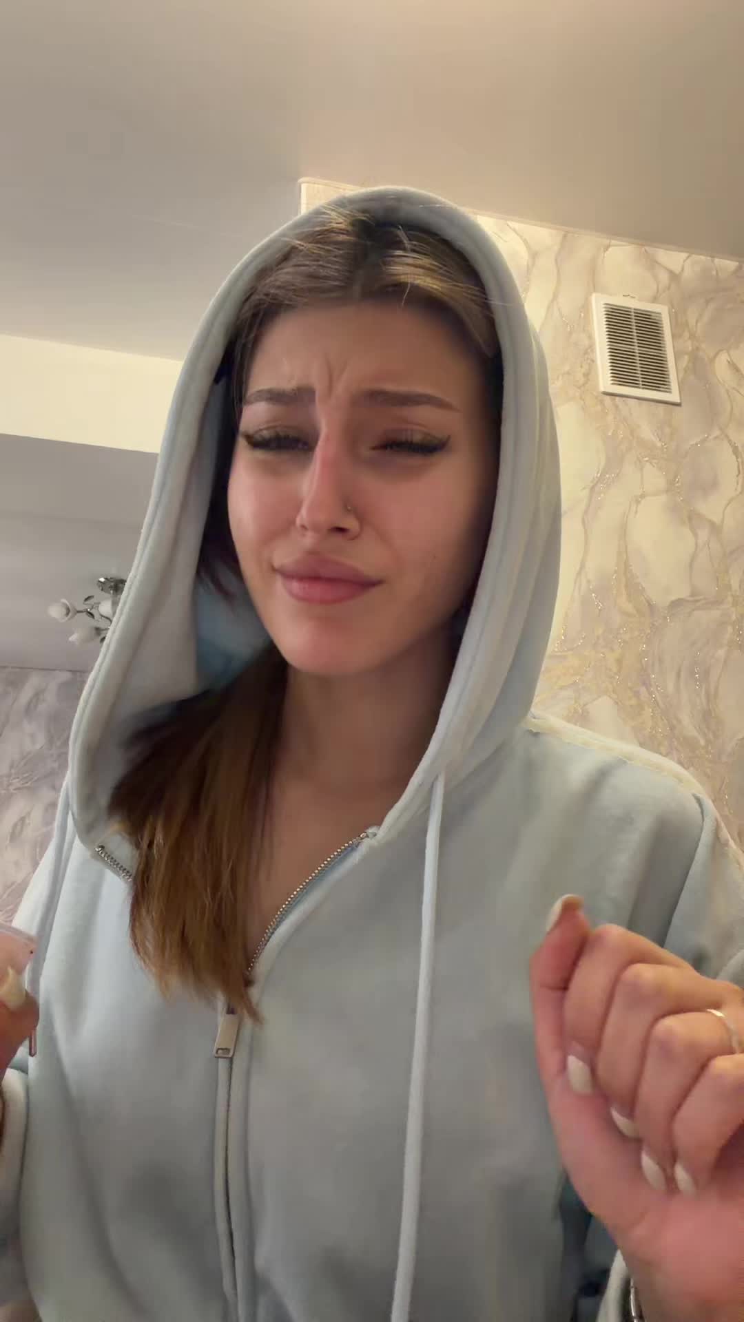 @_risha_ri