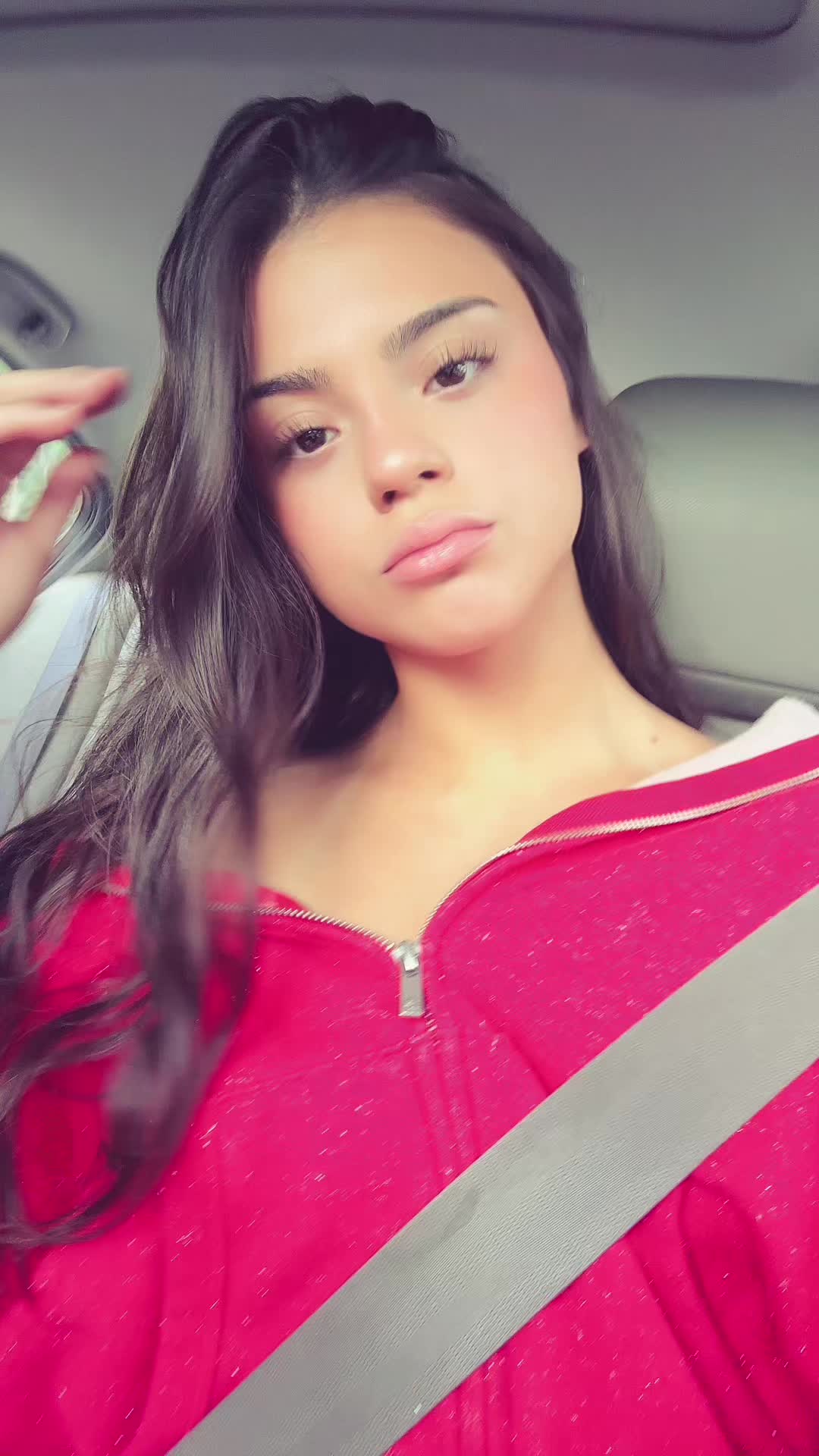 @fashionista