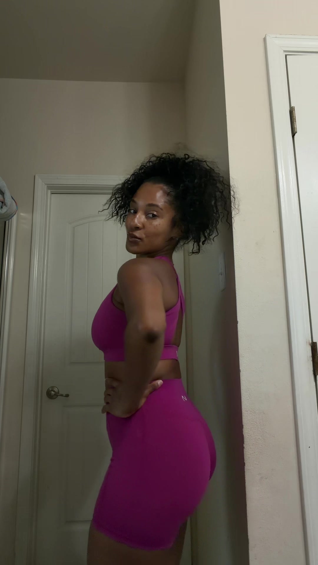 @Justcourtneyh___