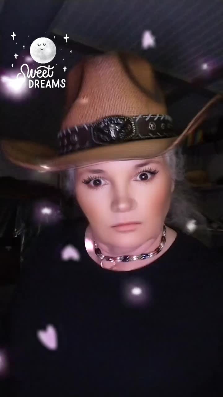 @Back woods country girl 0