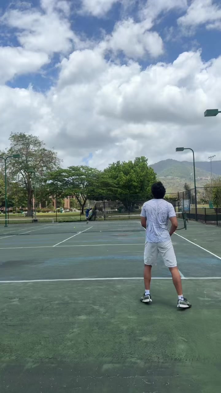 @Kris Martin Tennis