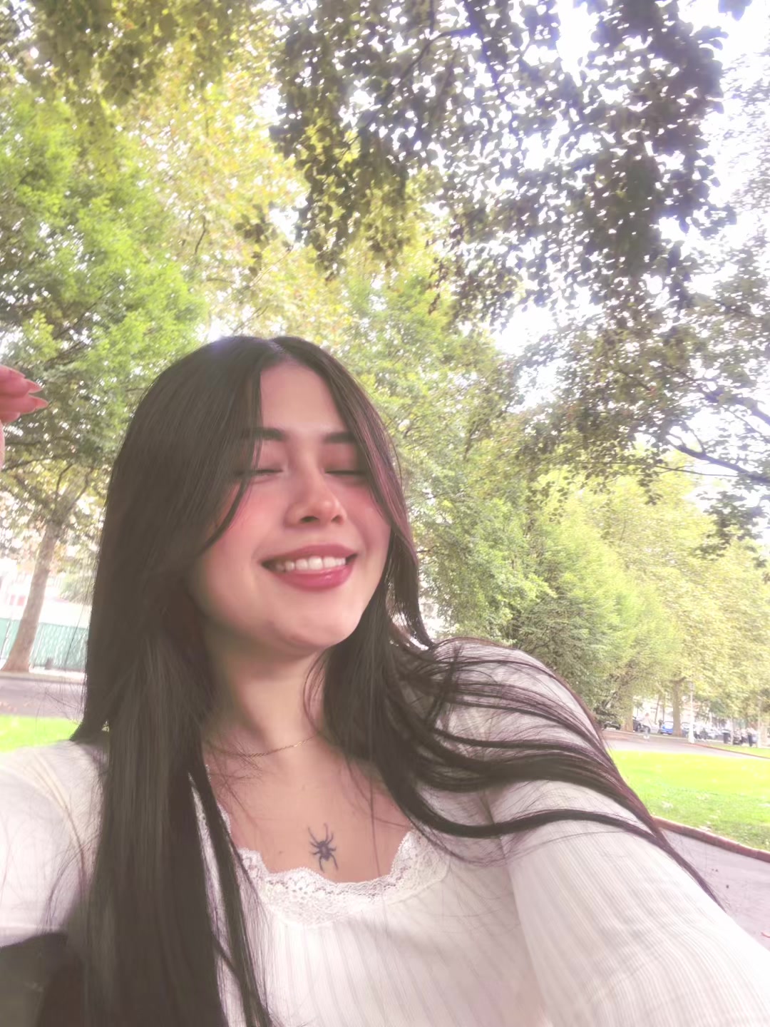 @Nay🦋