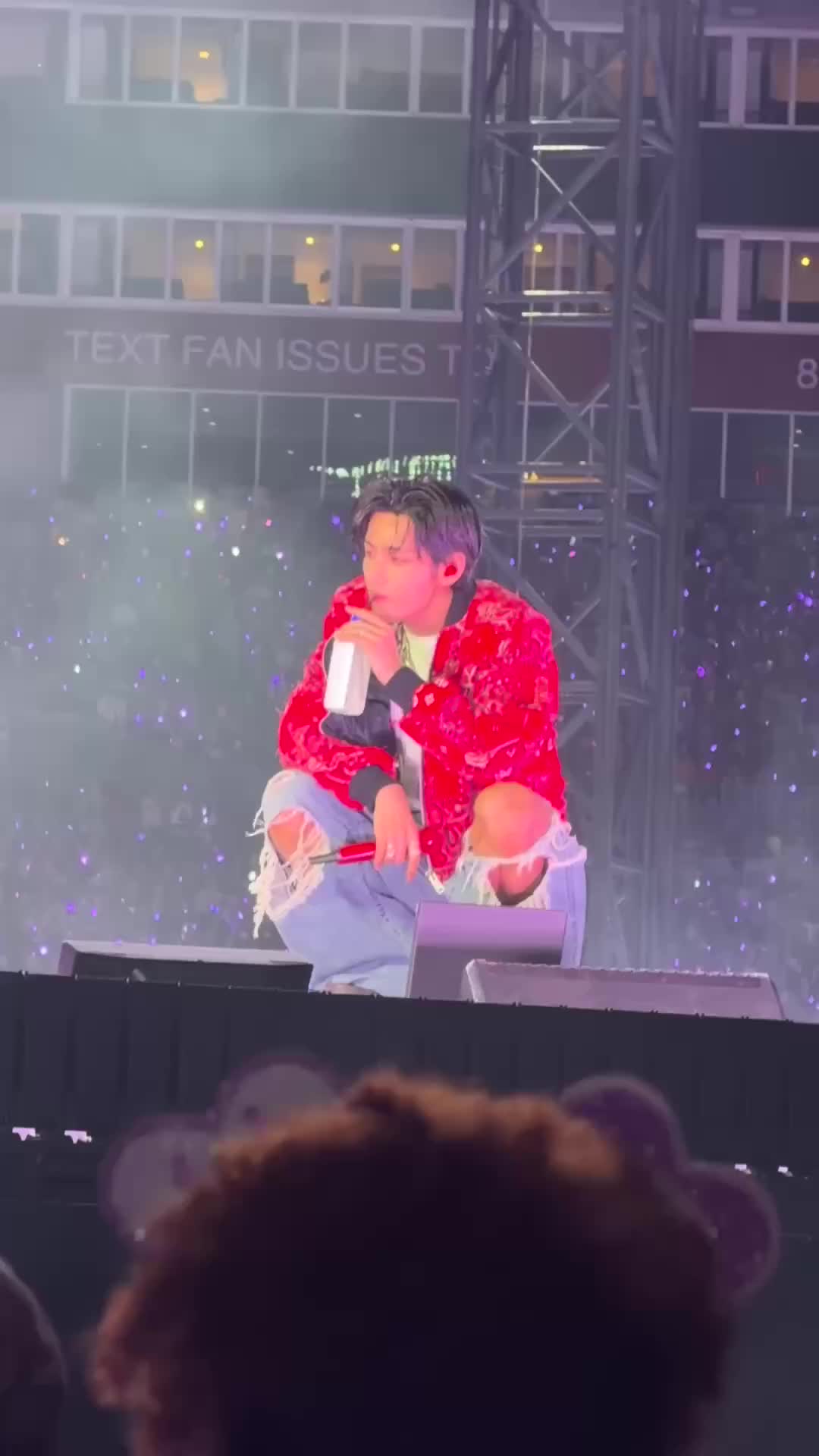 @ꪜ