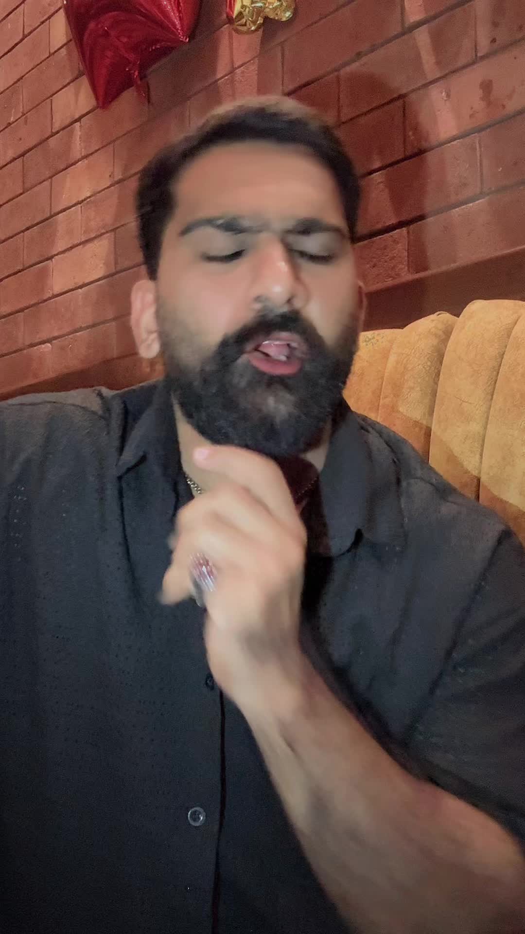 @Husnii_bawa1991