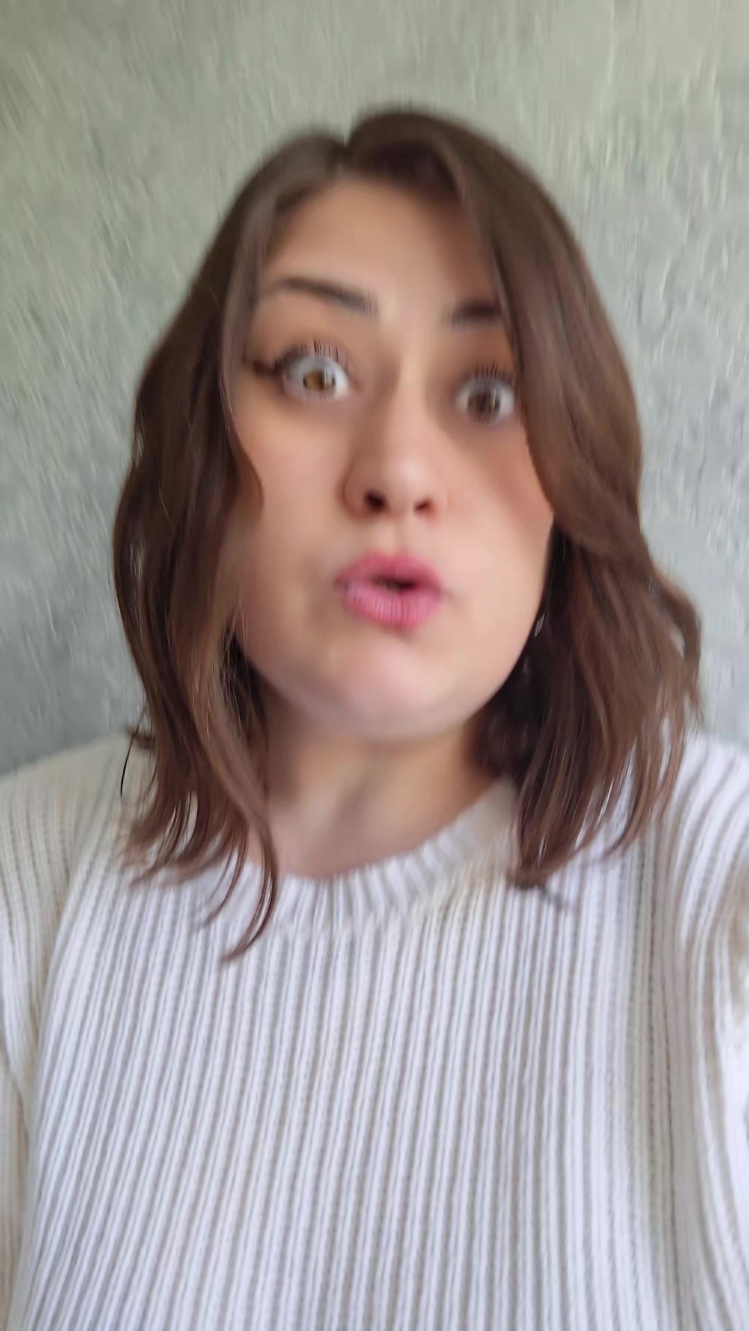 @Victorița