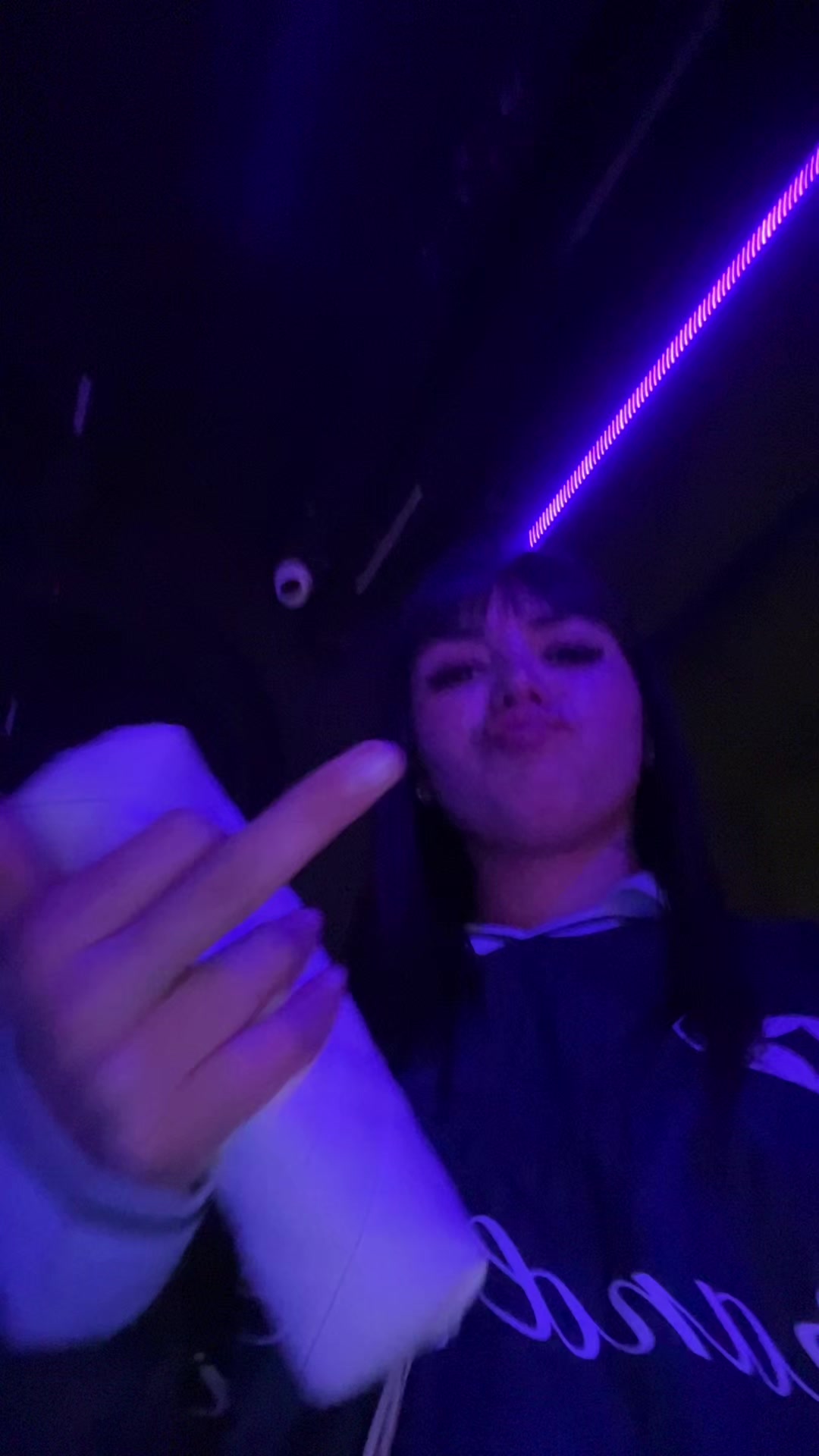 @Angiecabral_