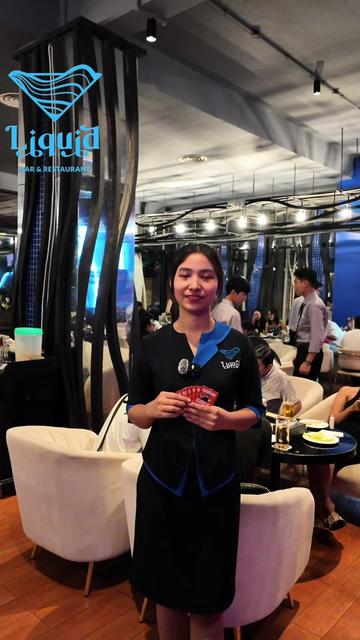 @Liquid Bar & Restaurant