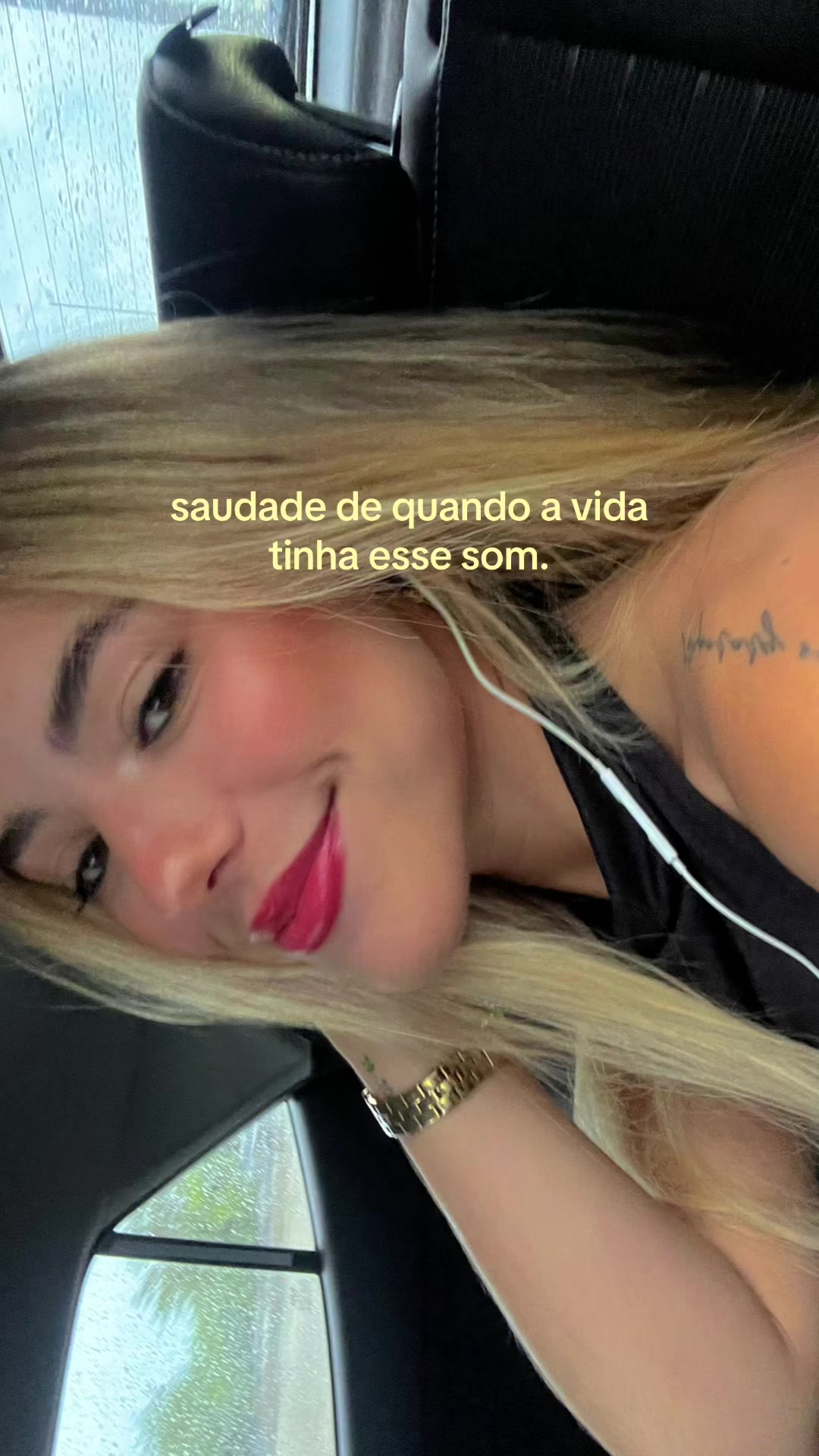 @Julia Cyrino