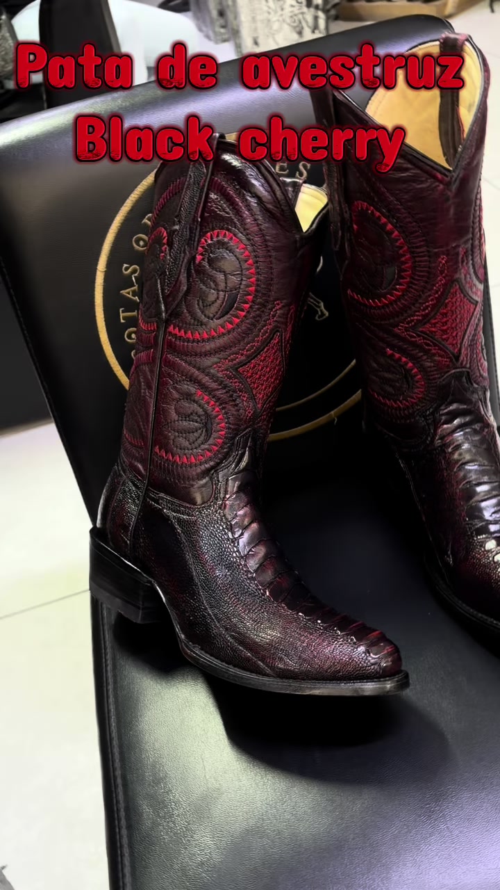 @BOTAS ORIGINALES DE LEON 🦁🫡