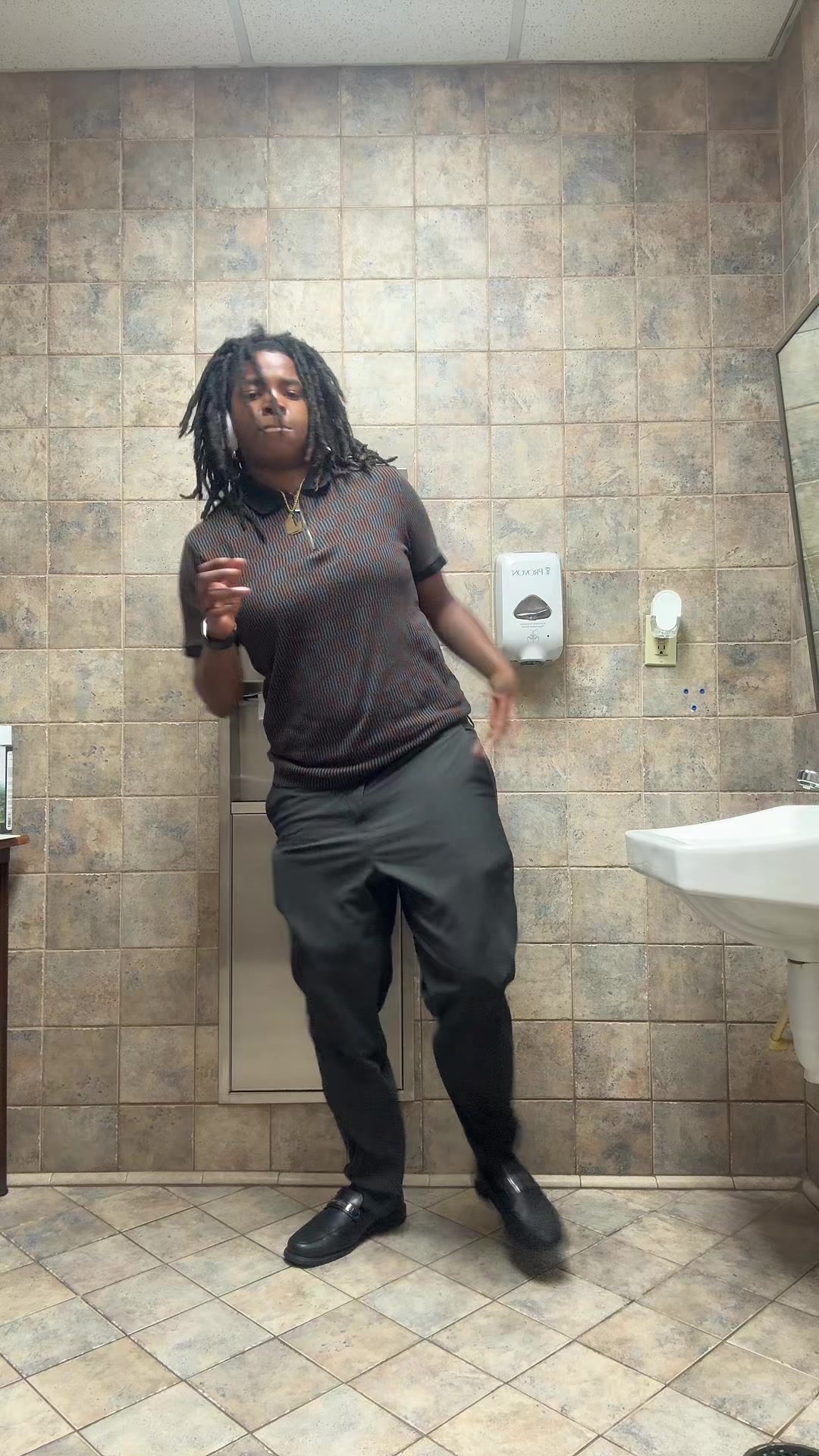 @ms.twirlthemhips 🤪