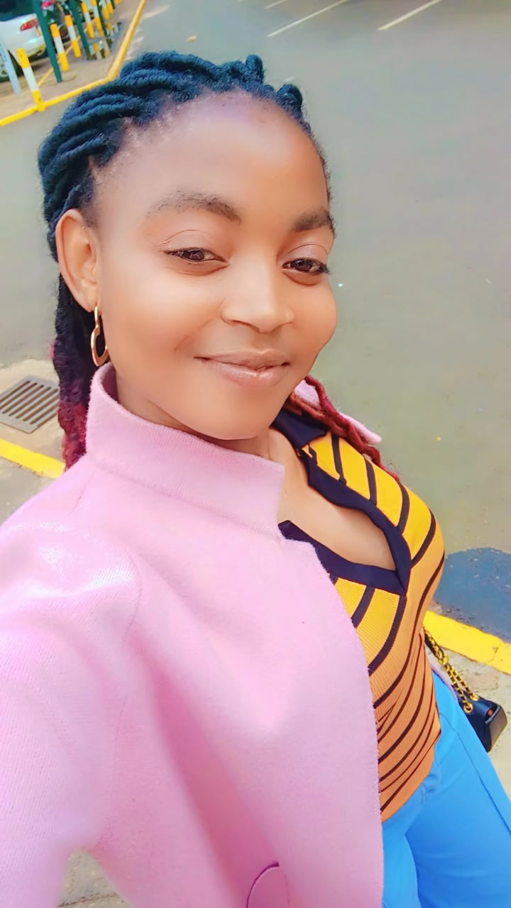 @christelle🇨🇩🎗