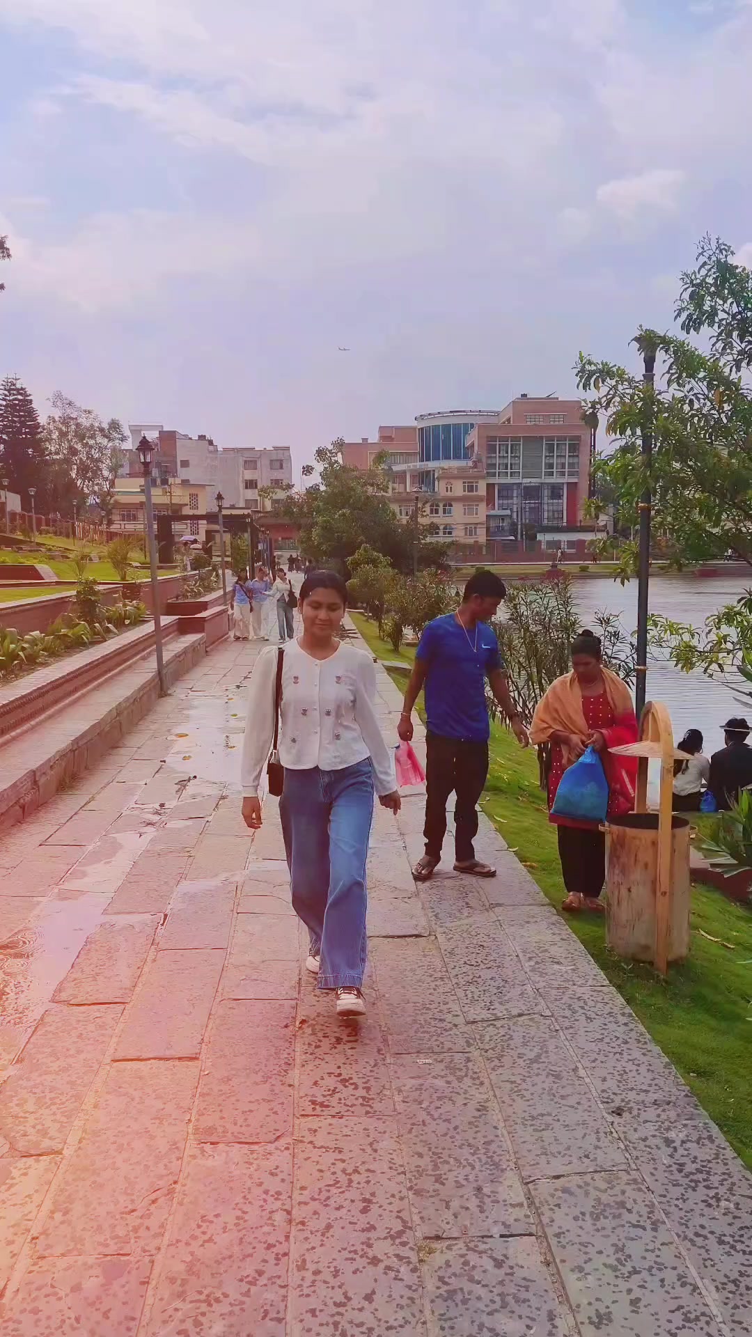 @गरिमा खड्का