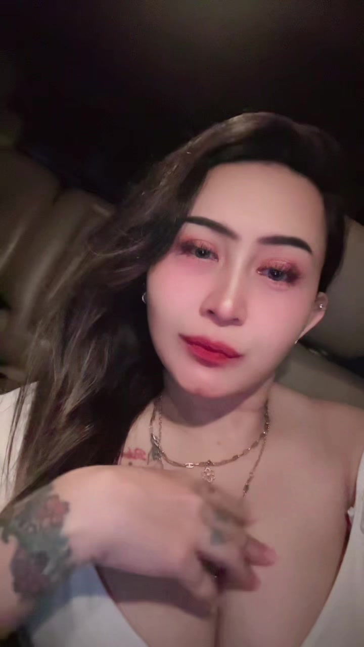 @DellaSantika22