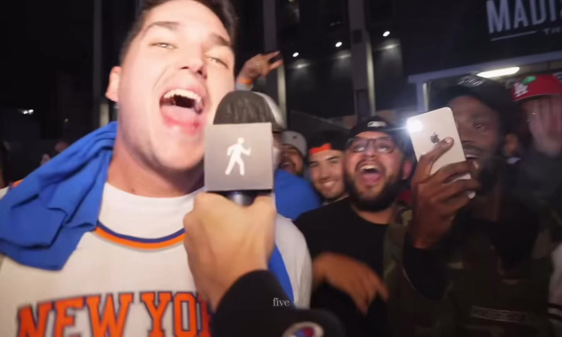 @💵