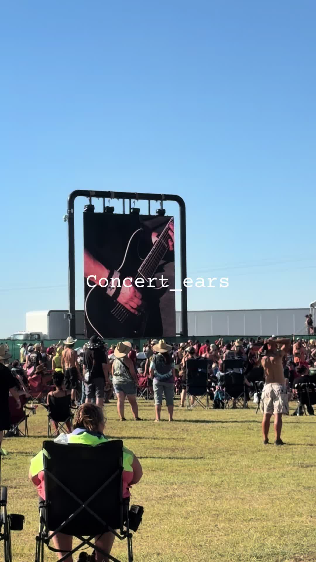 @CoNceRt Ears ๐ต๐ค๐ฝ๐โ๏ธ