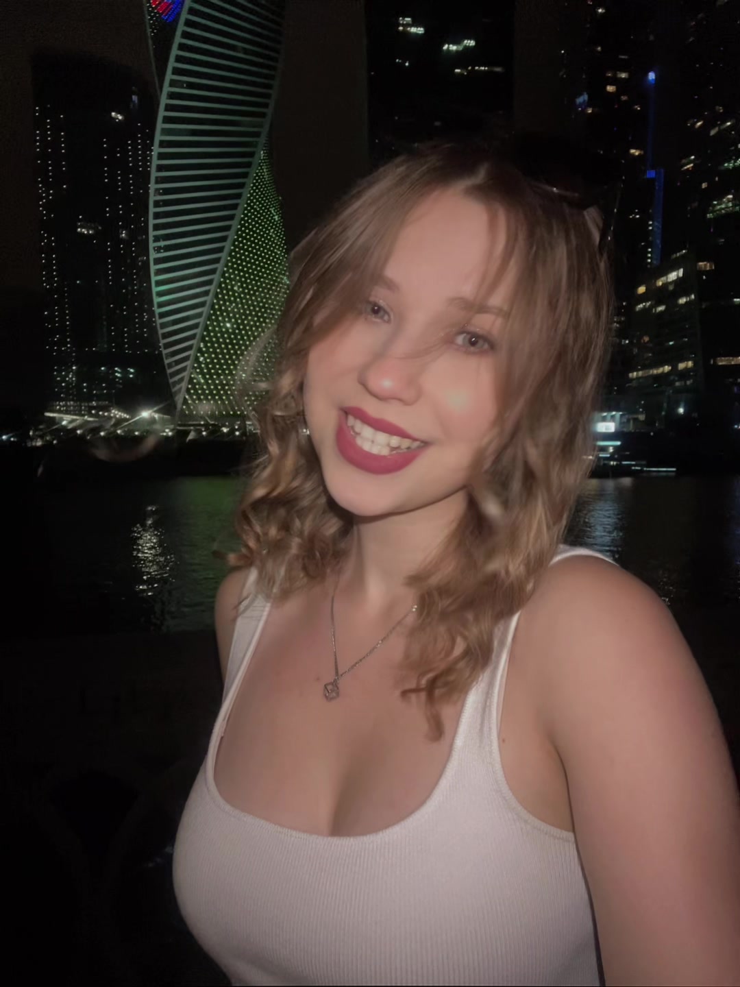 @даша