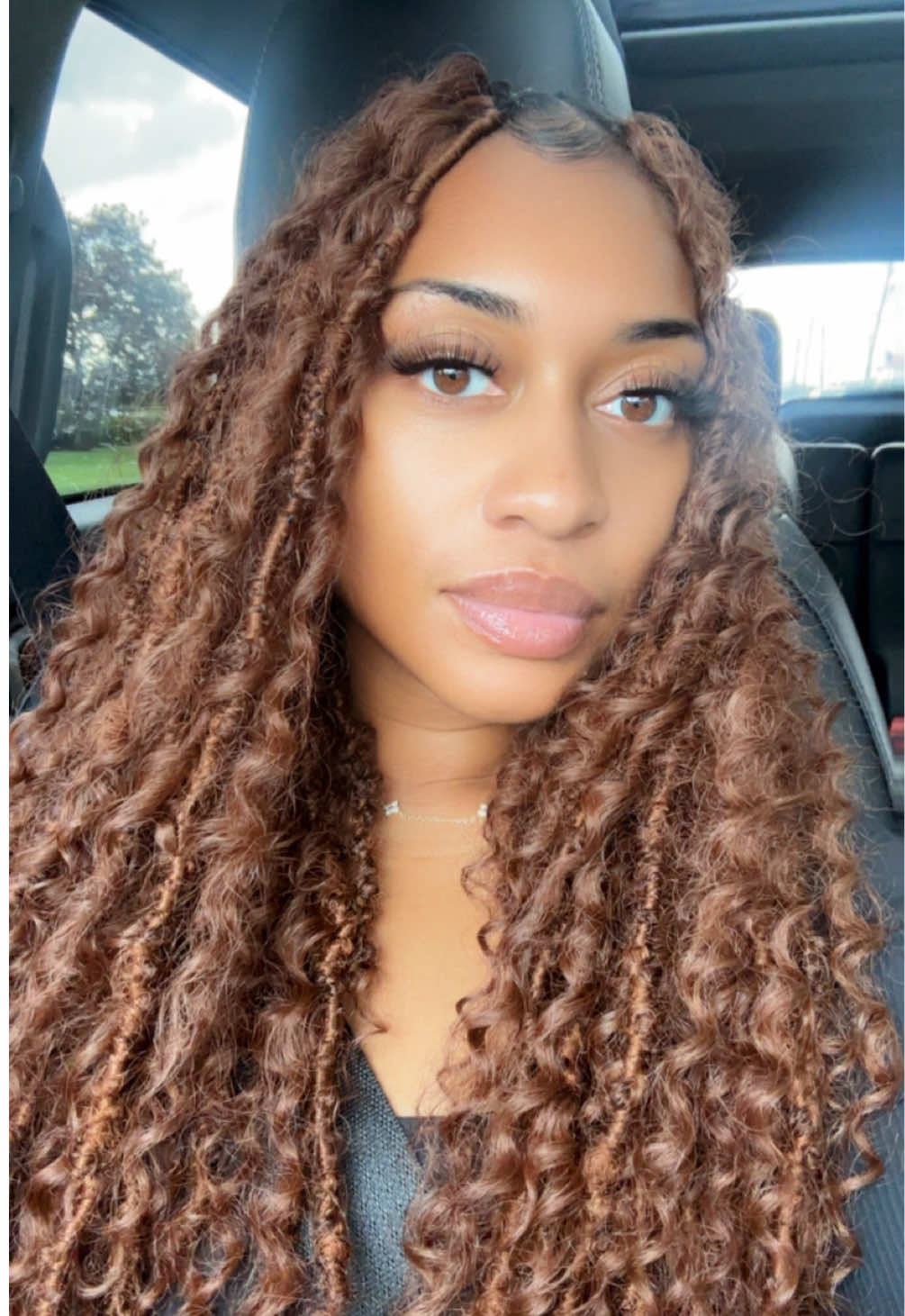@TheSierra_NICOLE