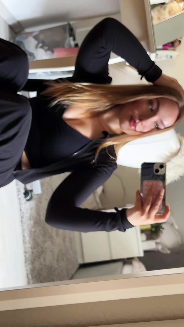 @emilyyvnl