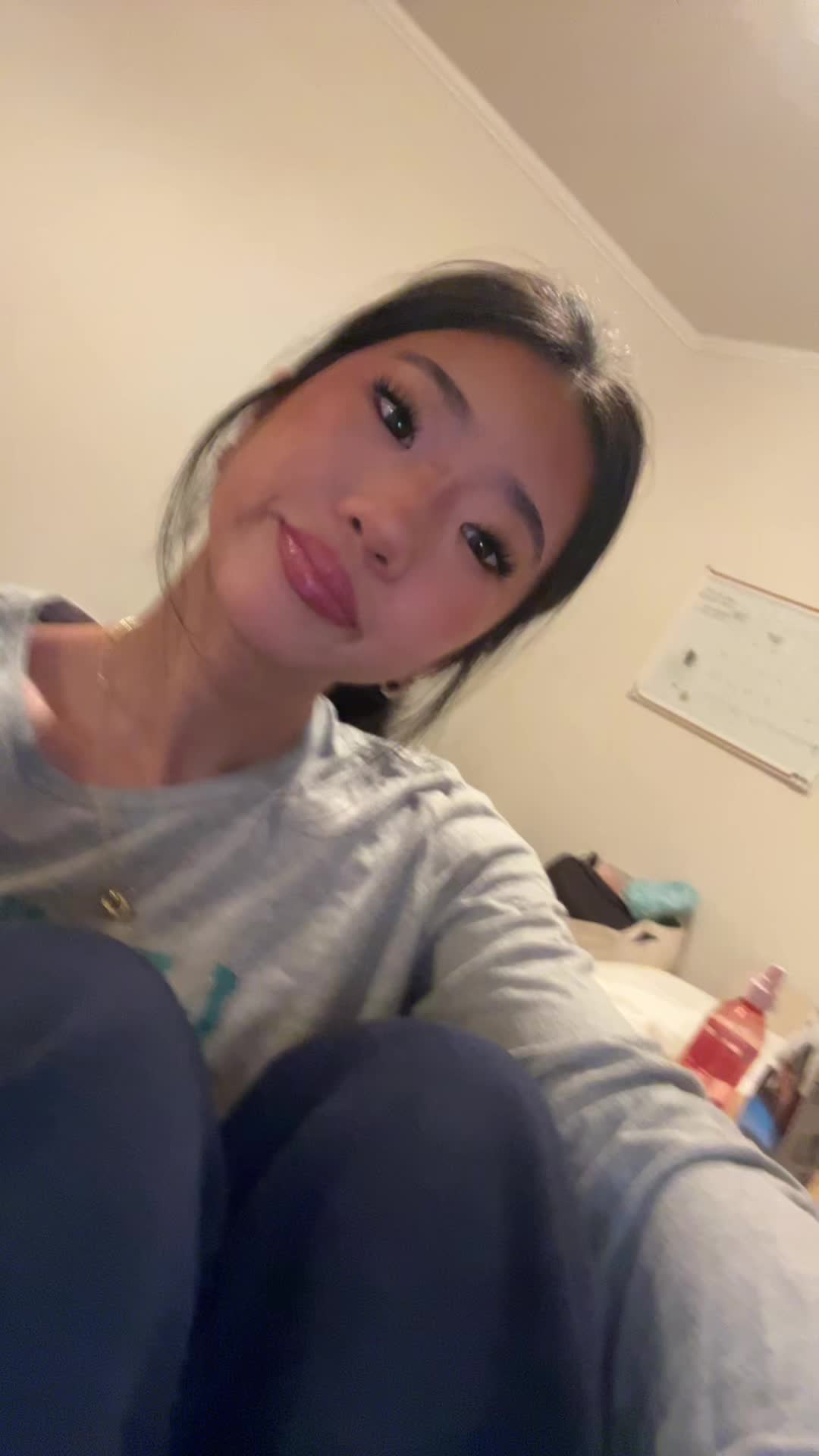 @Chloe