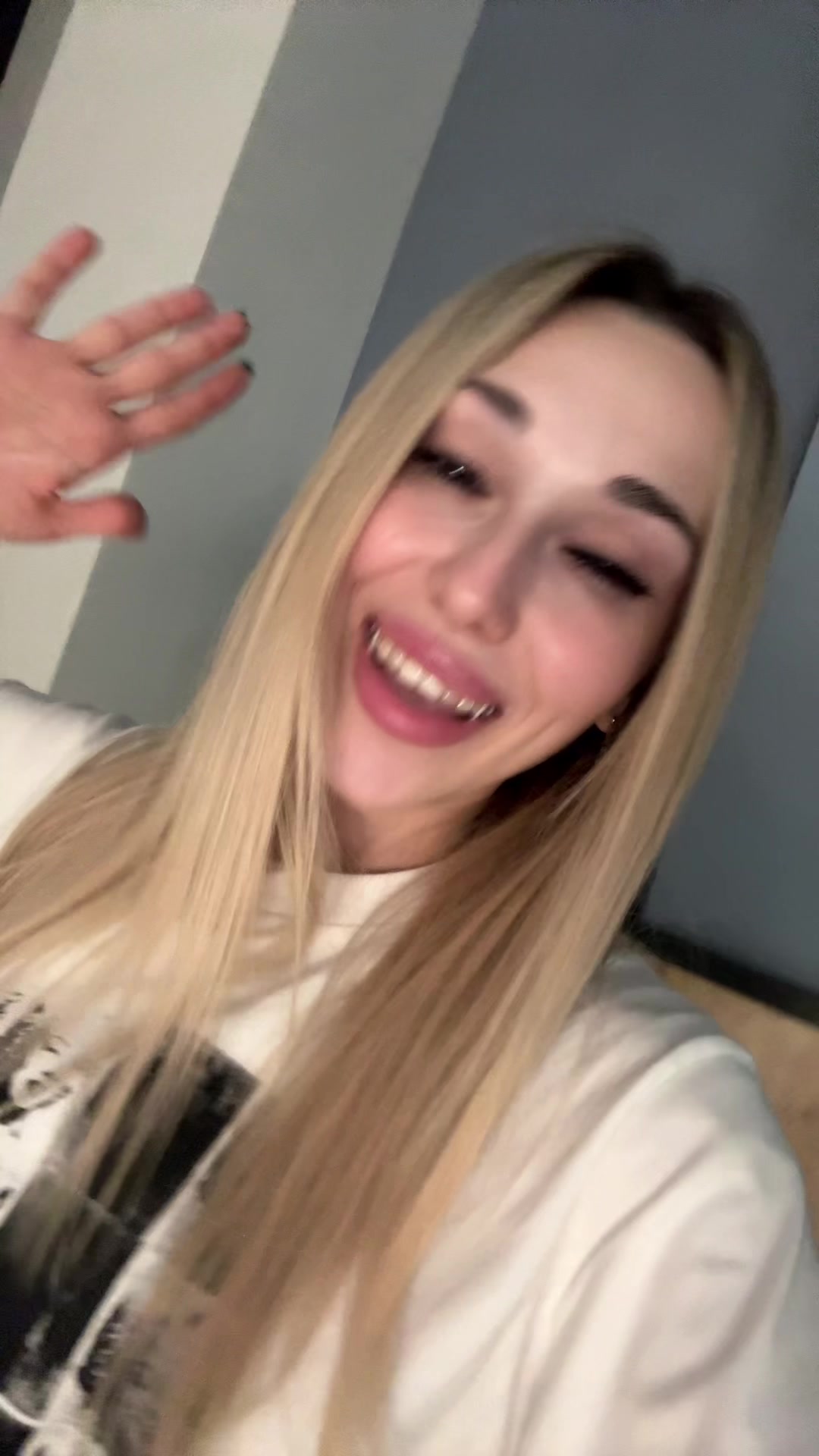 @Evaaa.li