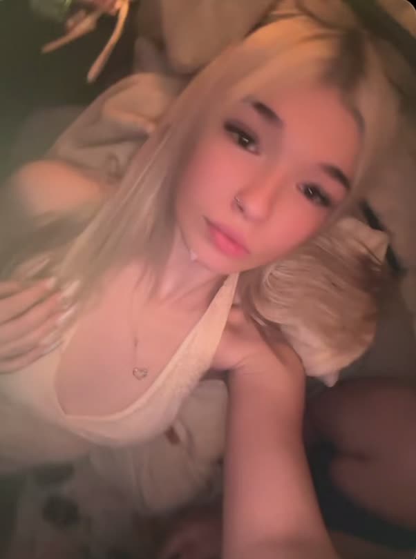 @🖤