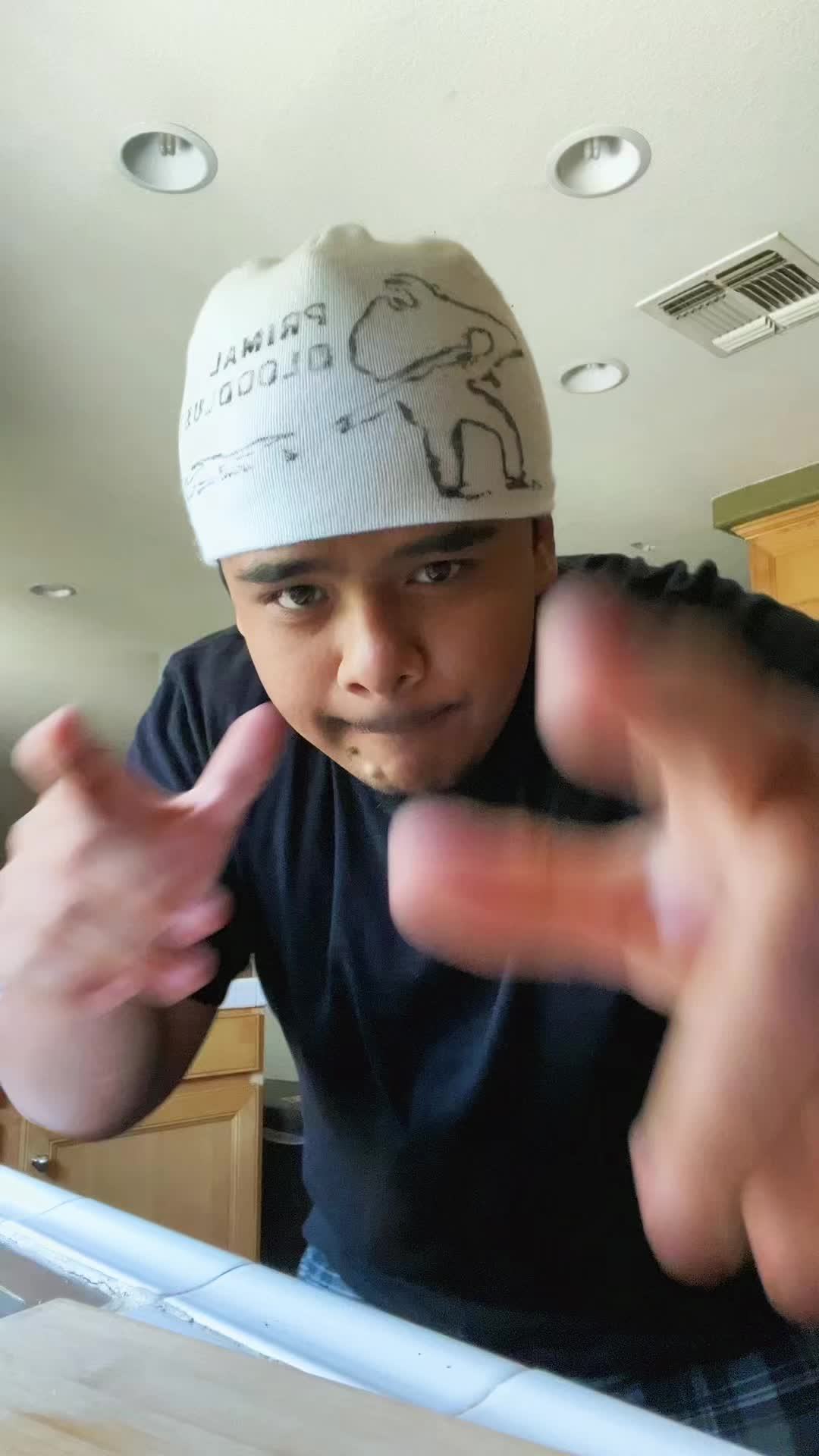 @๐น๐น.๐๐๐