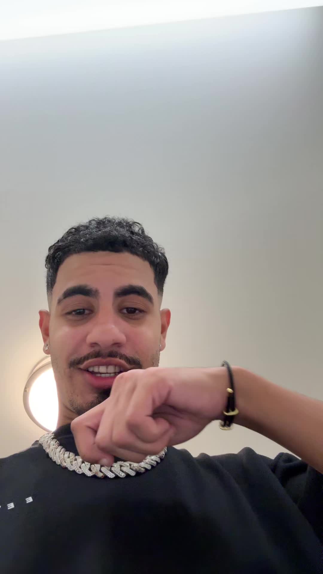 @yachotv