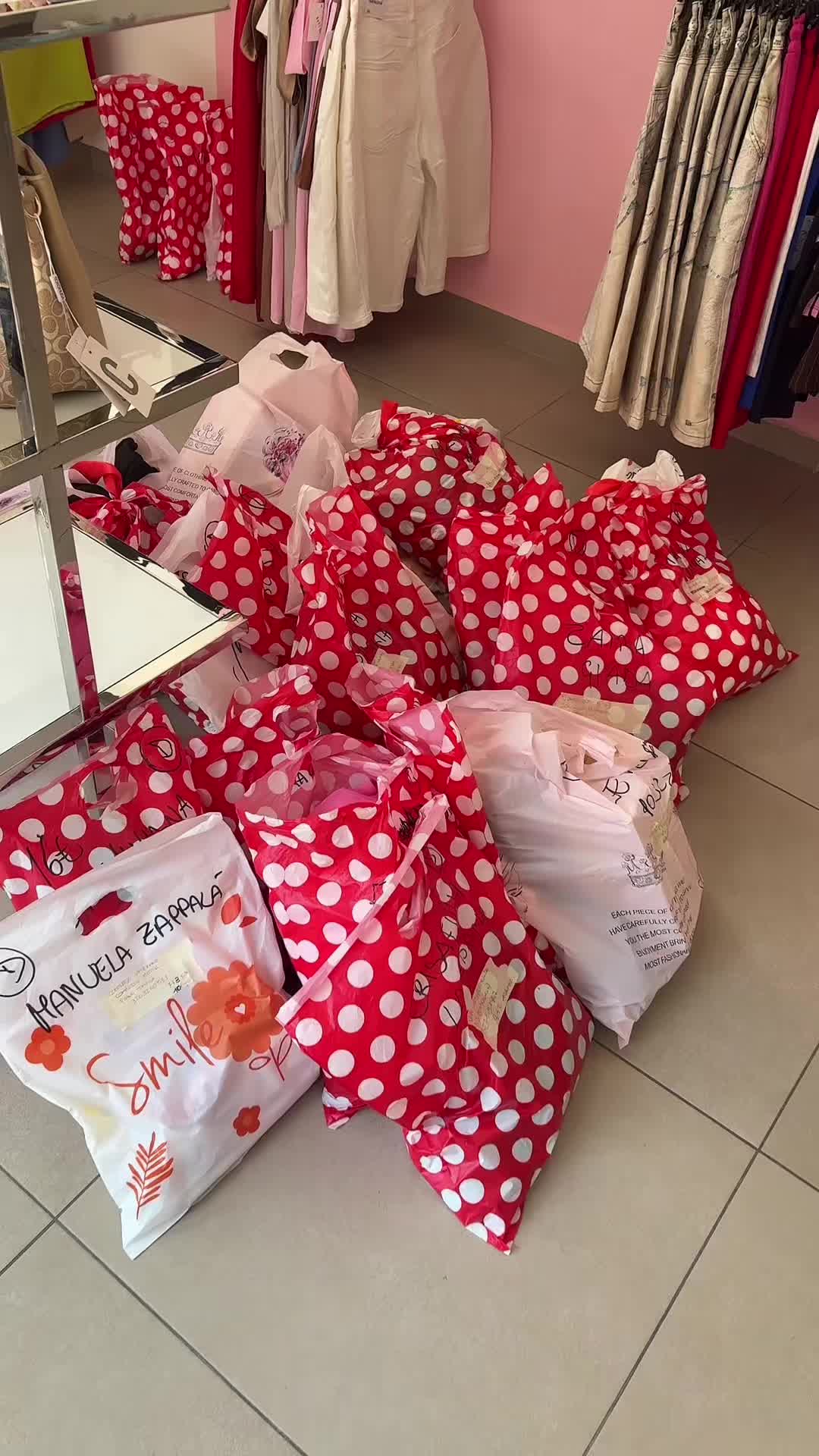 @Thequeensboutique_🛍️👑