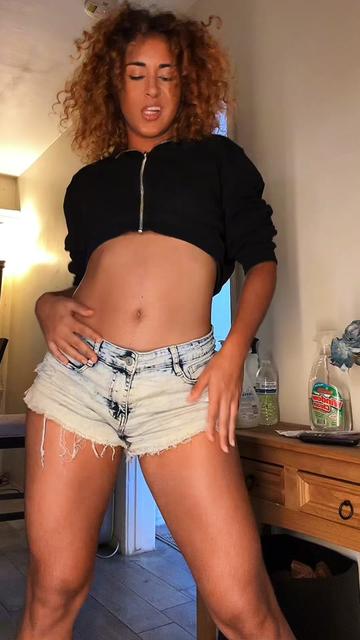 @malia_mkolajk