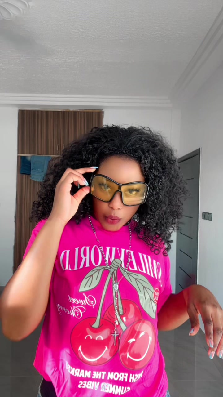 @Christelle Miller💜🇫🇷🇹🇬