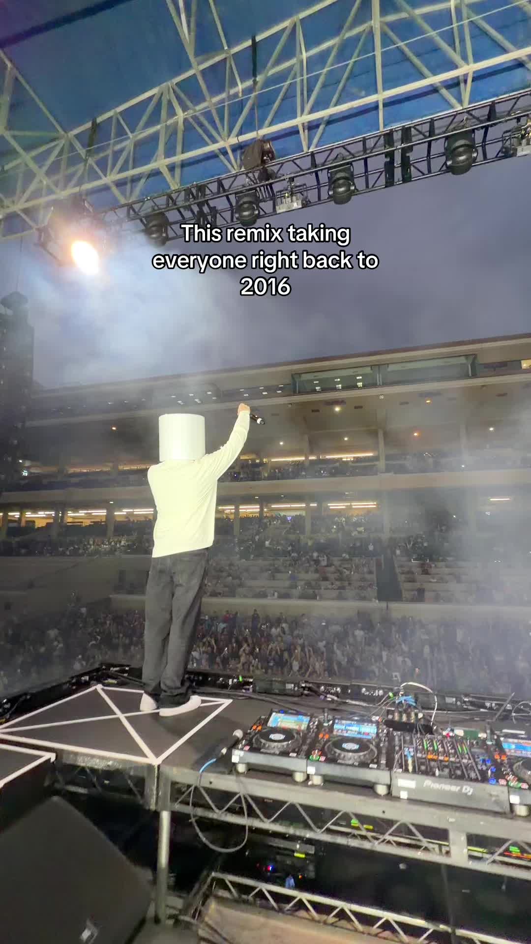 @fanpage | all things mello