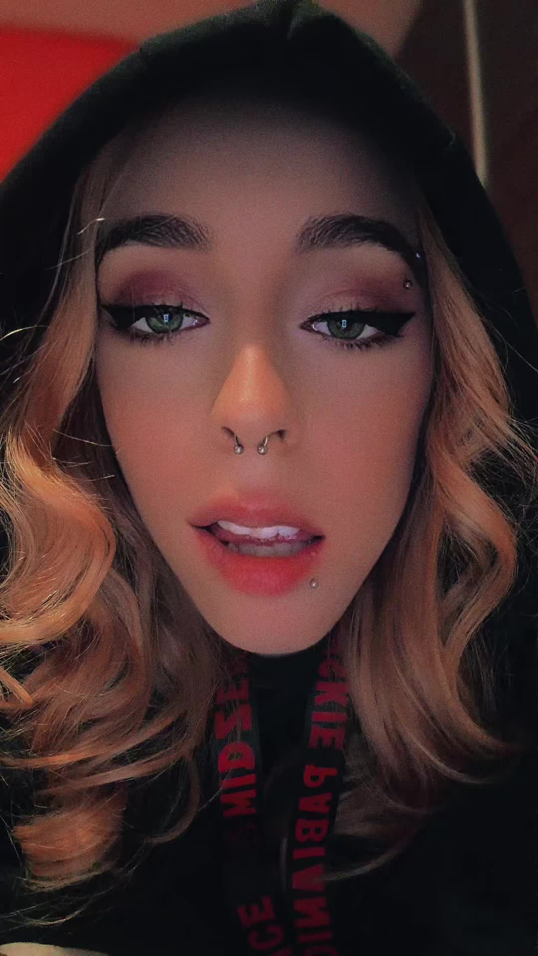 @Skazana_❤️🤍❤️