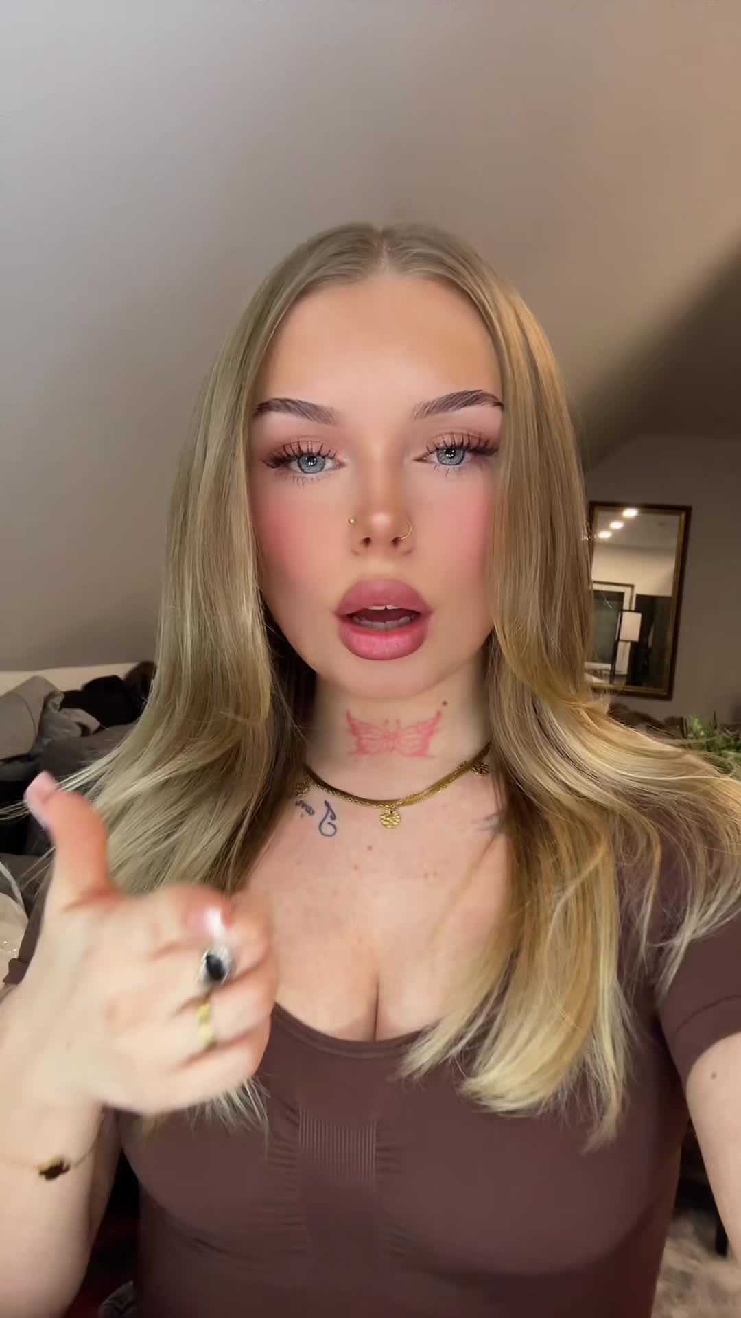 @Vivi